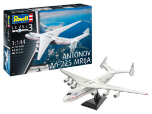 Antonov AN-225 Mrija By Revell # 4957 1/144